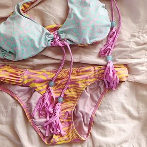 VICTORIAS SECRET REVERSIBLE BIKINI